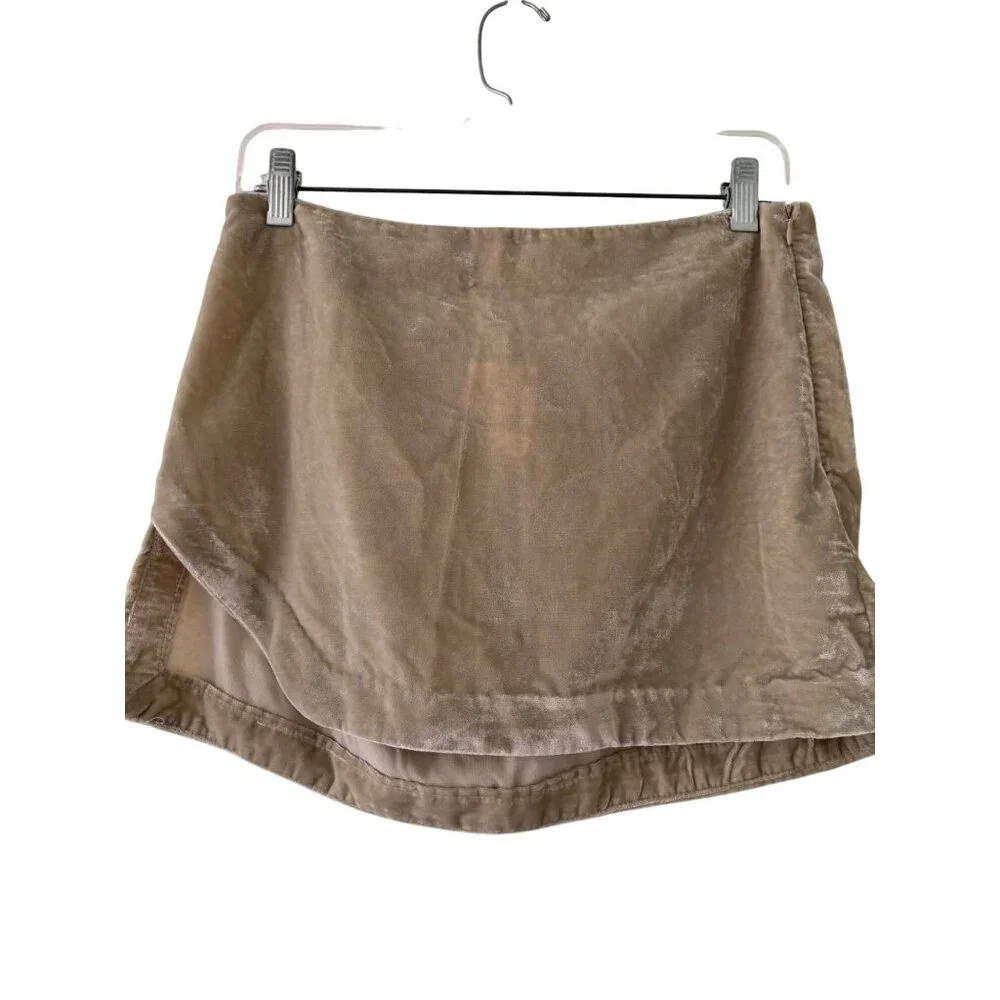 Free People Beige Velvet-Like Mini Skirt Size 6 - Picture 2 of 12